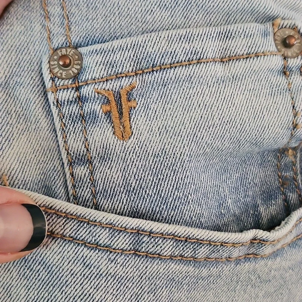 Frye Light Wash Jeans - Picture 4 of 11